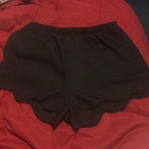 Black LA Hearts shorts